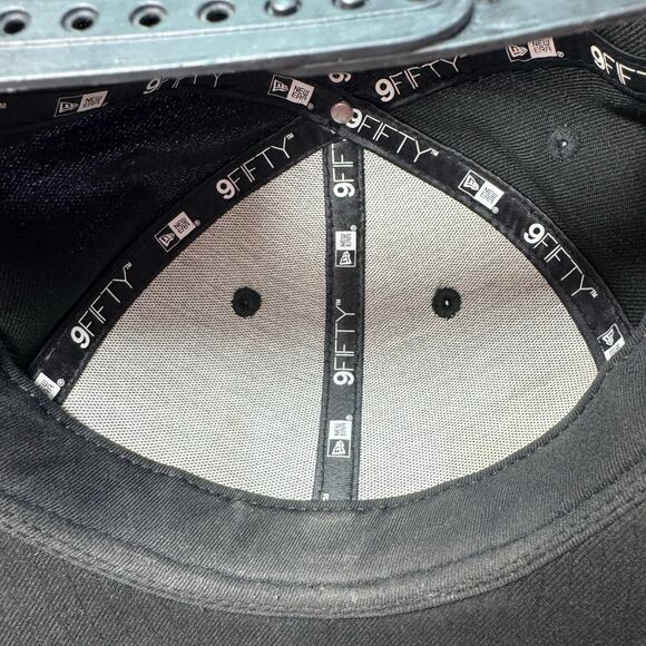 New Era New Orleans Saints 9Fifty Black on Black Adjustable Snapback Hat Cap - Picture 9 of 10